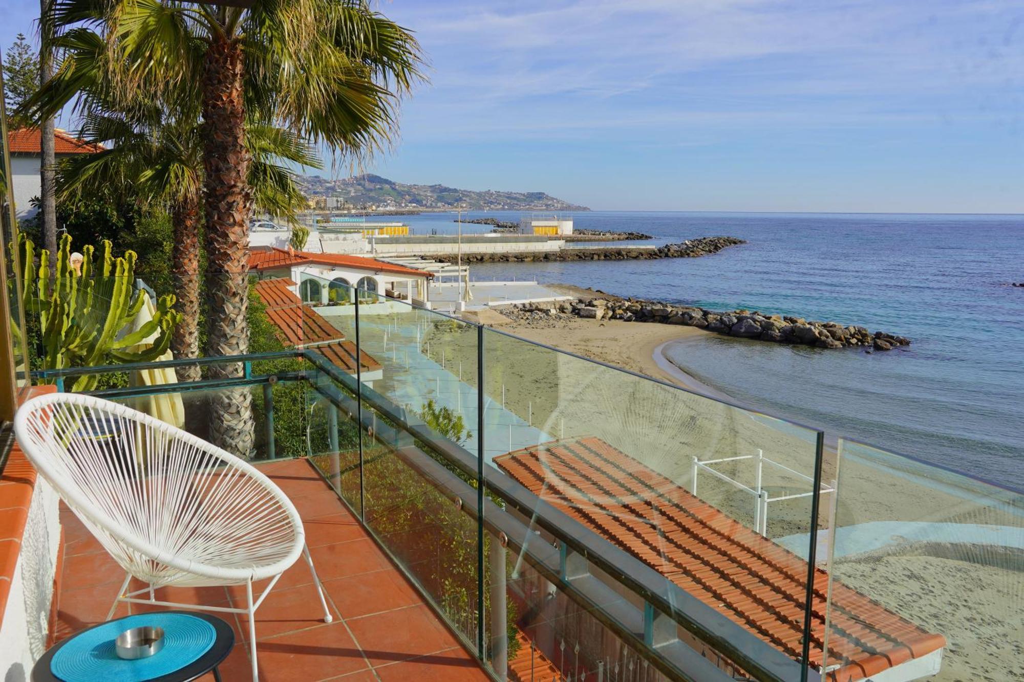 Villa Rita Sea Front View Sanremo - Parcheggio Gratuito In Struttura Exterior foto